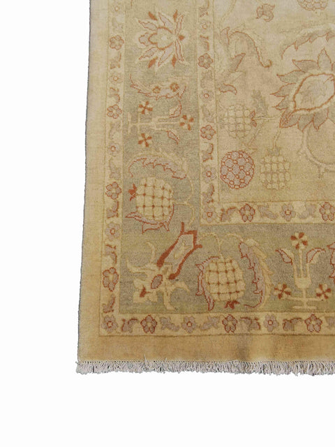284 x 173 cm Ziegler Antique Beige Large Rug - Rugmaster