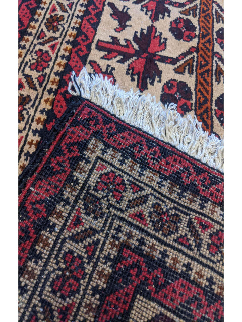 Persian Baluch Wool Rug 284 x 60 cm (9.32 x 1.97 ft) – Design 2