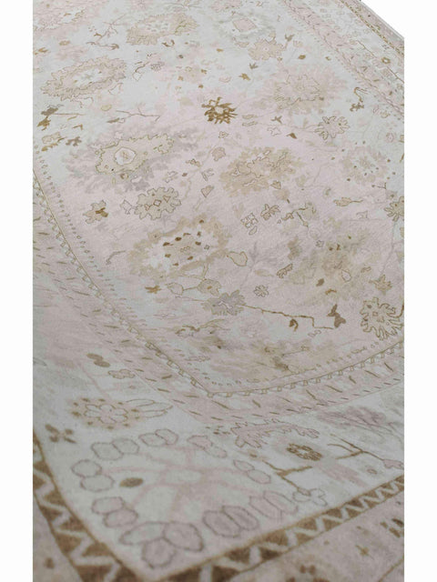 293 x 247 cm Traditional Handmade Traditional Beige Large Rug - Rugmaster