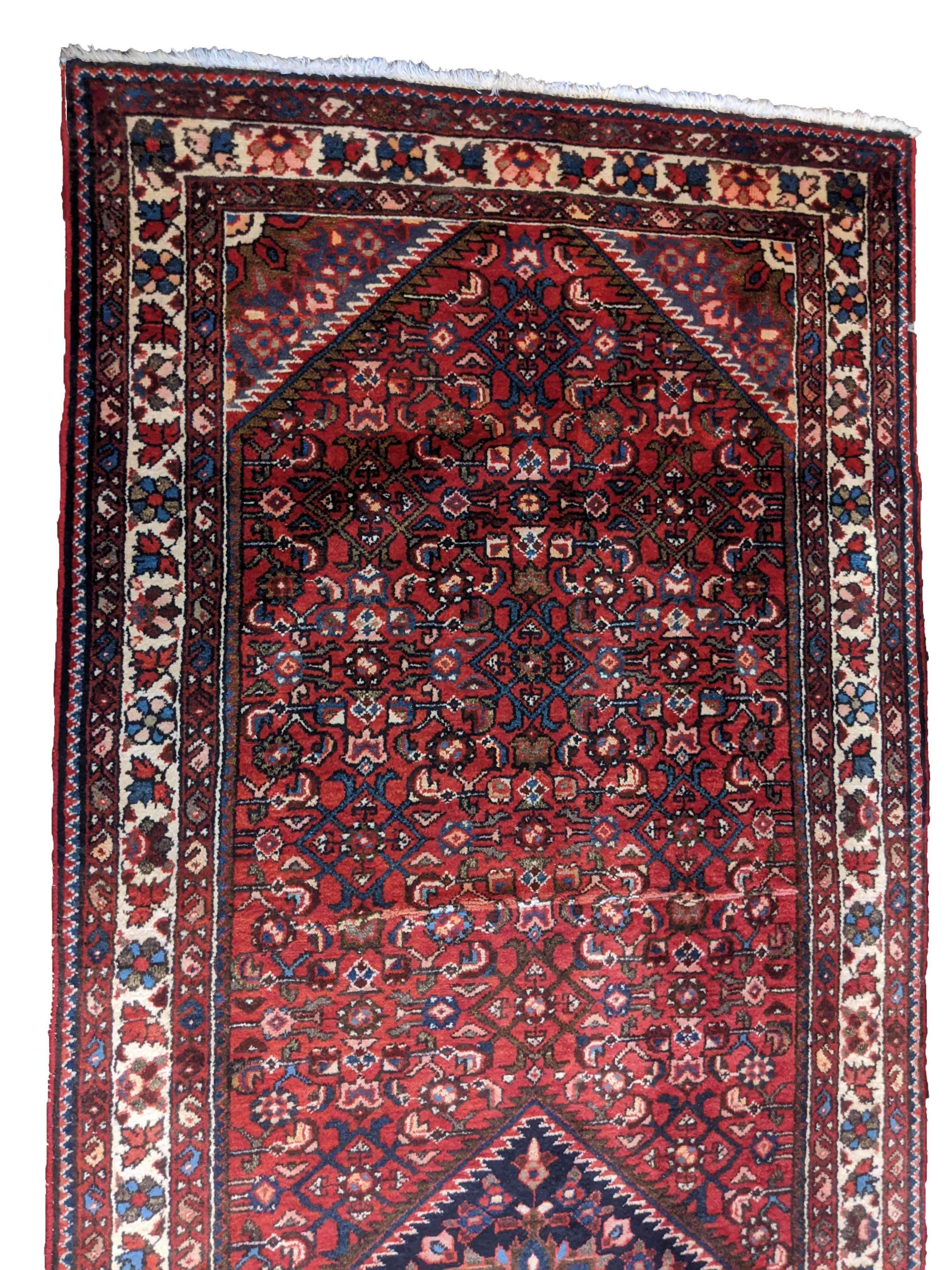 300 x 108 cm Persian Hamadan Red Traditional Brown Rug - Rugmaster