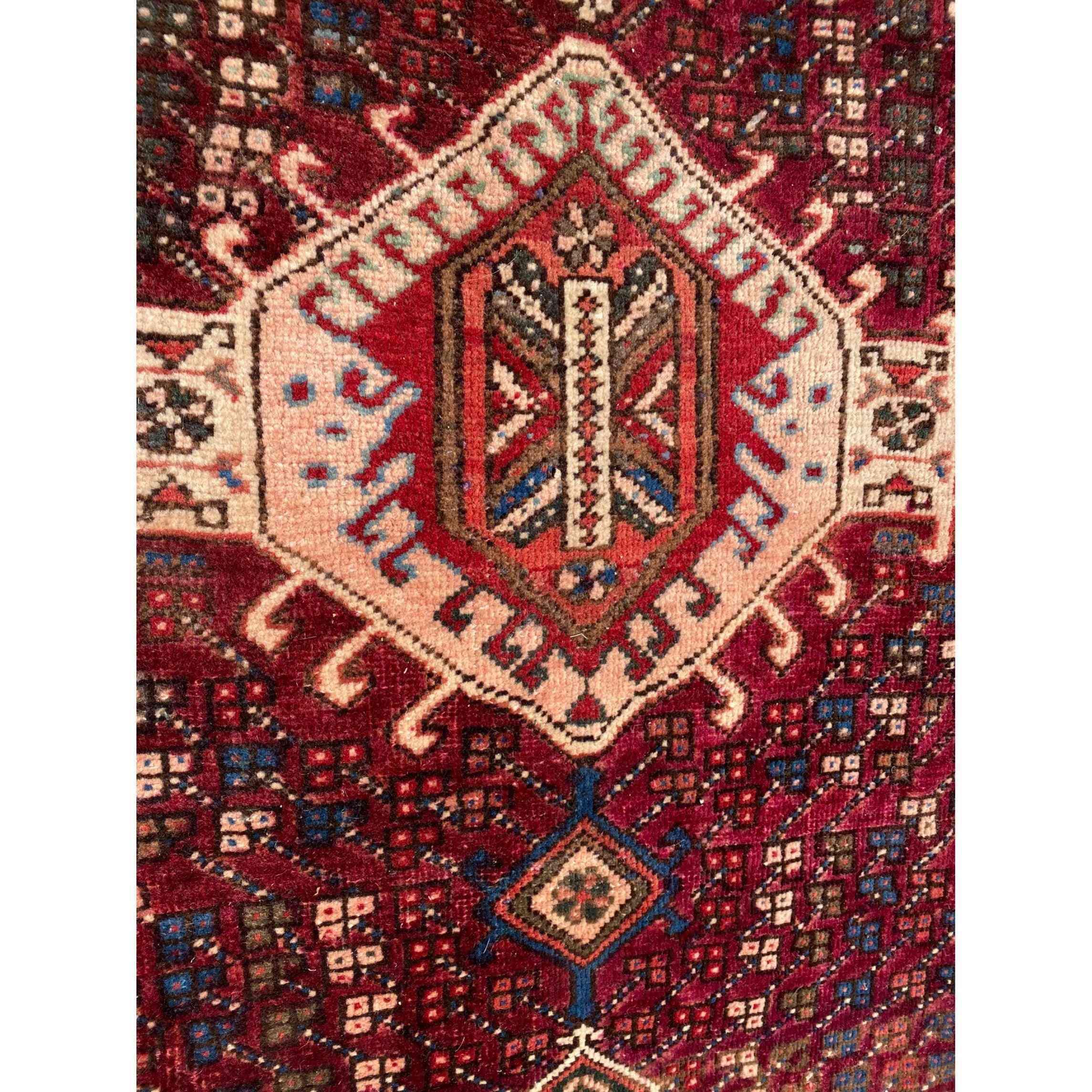 300 x 108 cm Persian Hamadan Traditional Red Rug - Rugmaster