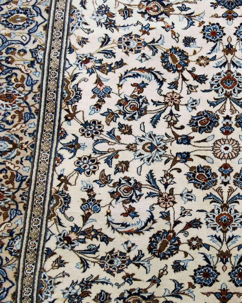 300 x 195 cm Kashan Traditional Beige Large Rug - Rugmaster