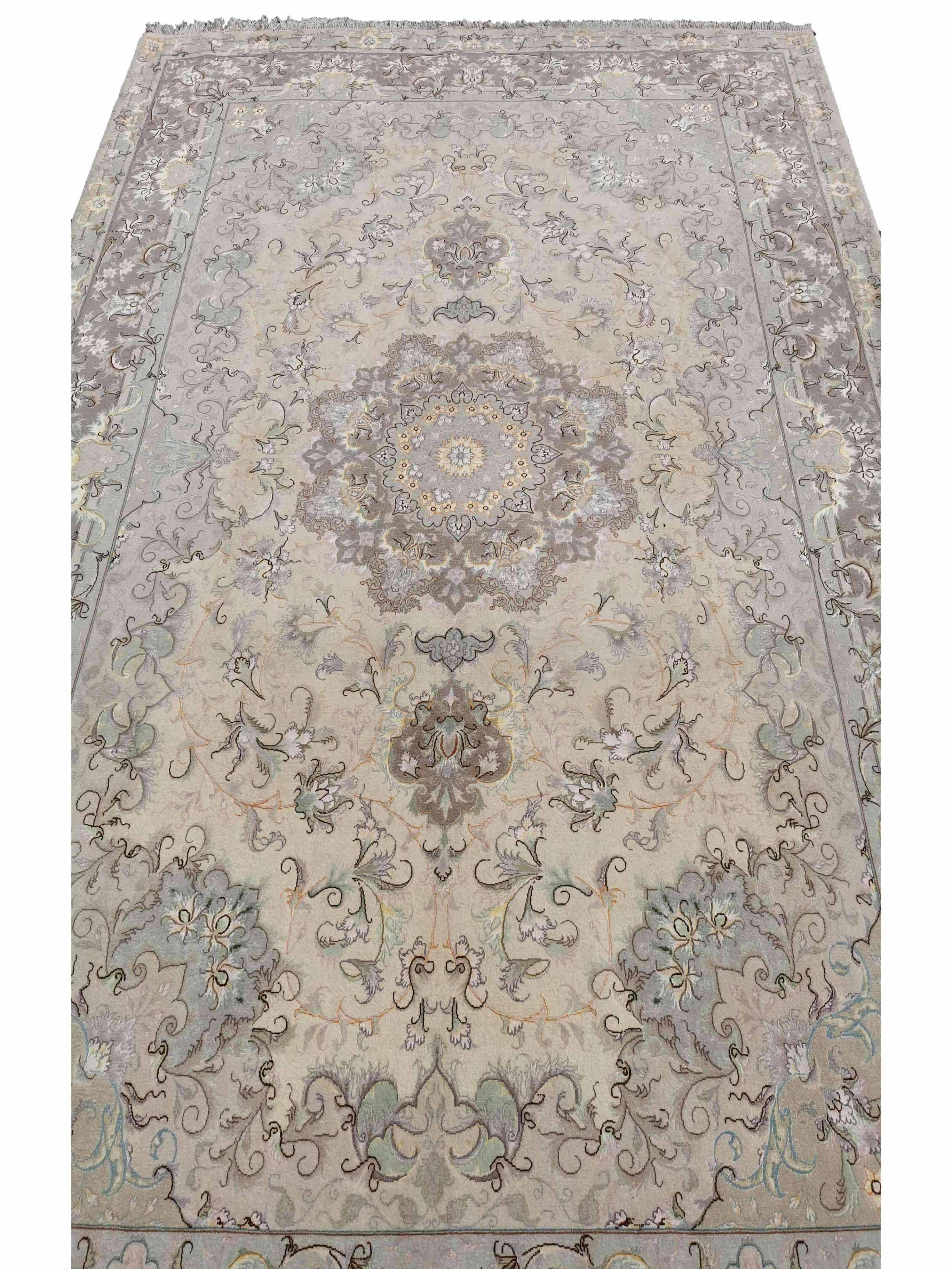 300 x 200 cm Fine Persian Tabriz Silk & wool Traditional Beige Large Rug - Rugmaster