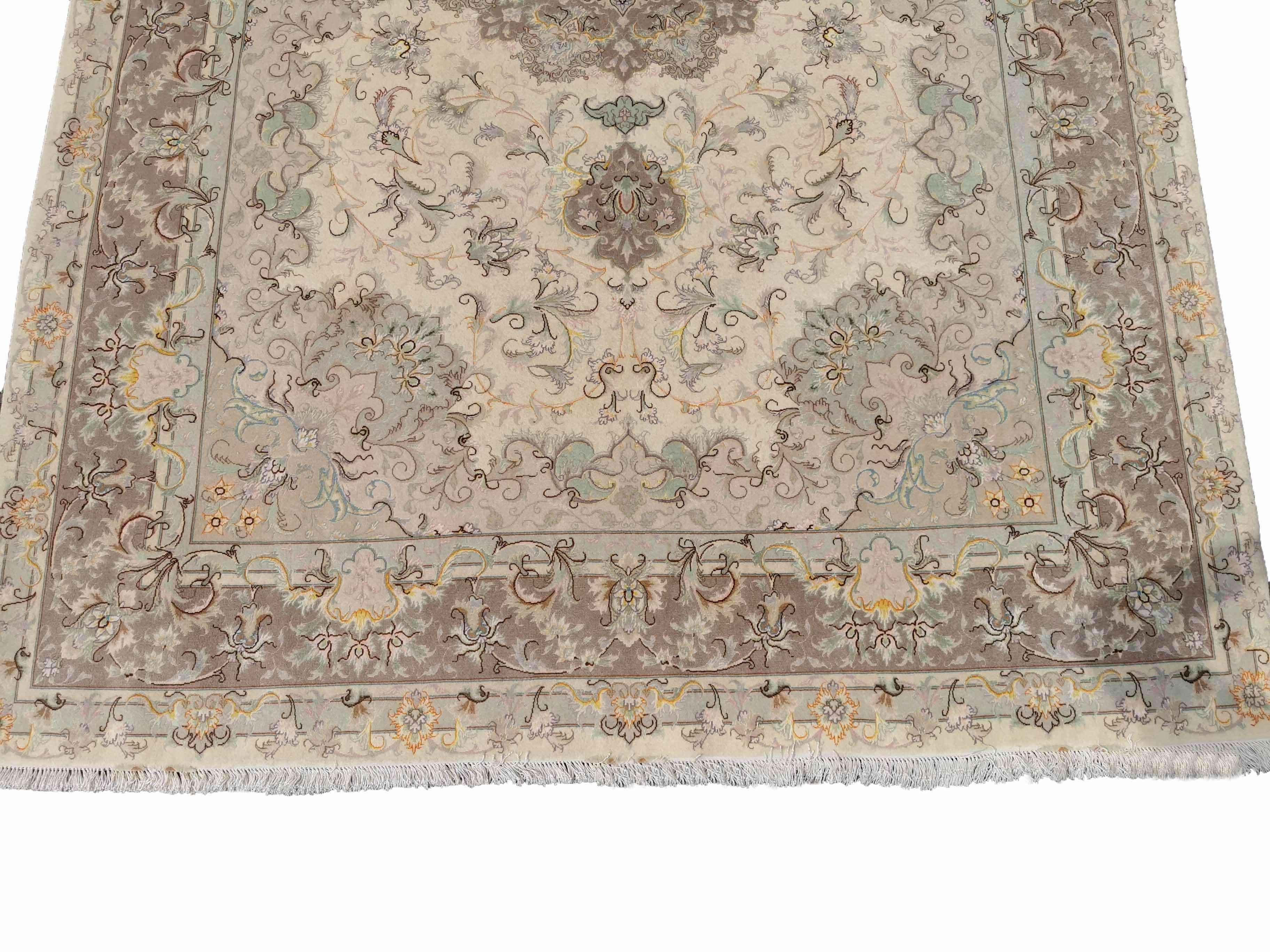 300 x 200 cm Fine Persian Tabriz Silk & wool Traditional Beige Large Rug - Rugmaster