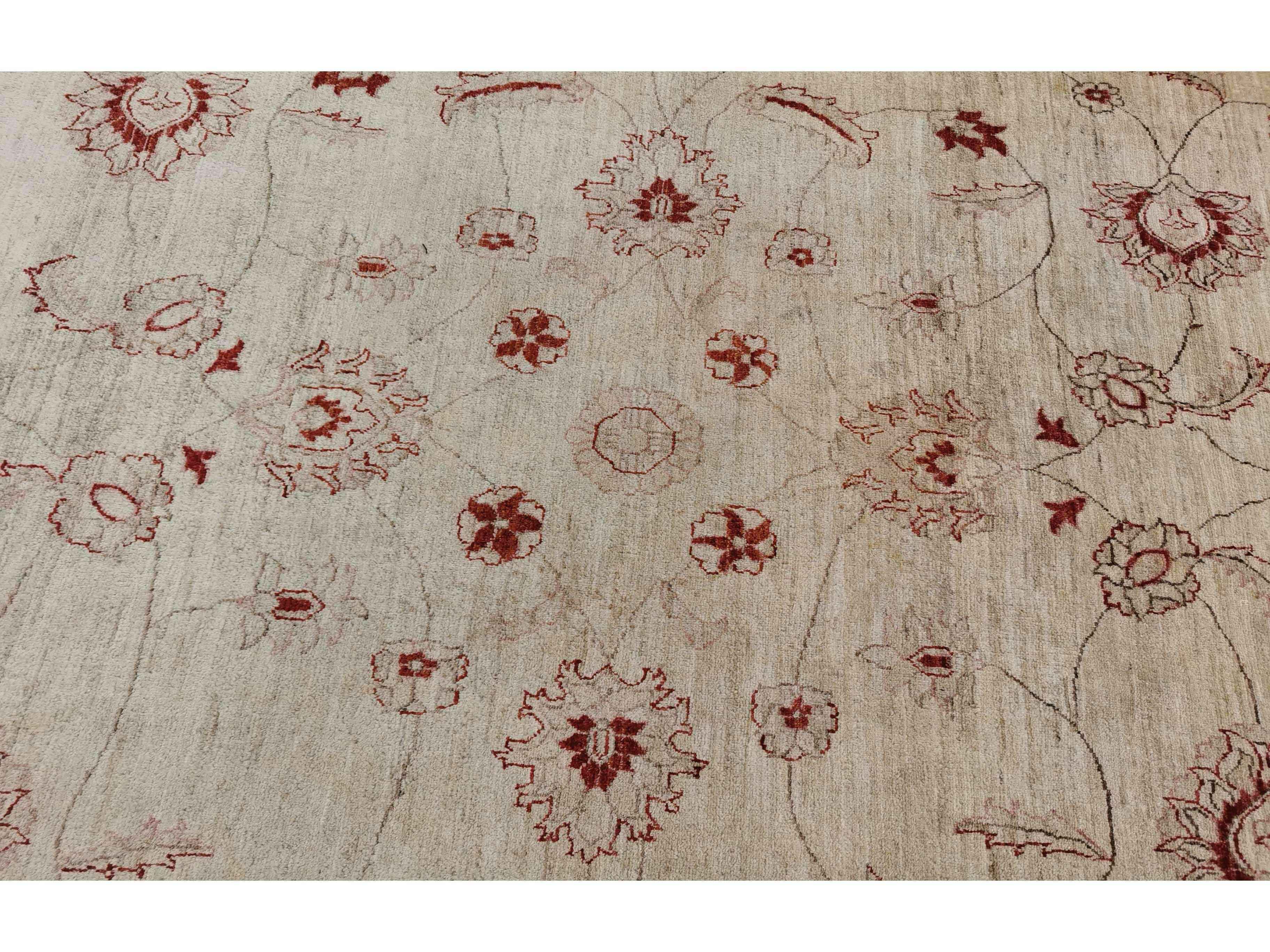 320 x 241 cm Traditional Handmade Traditional White Large Rug - Rugoutlet