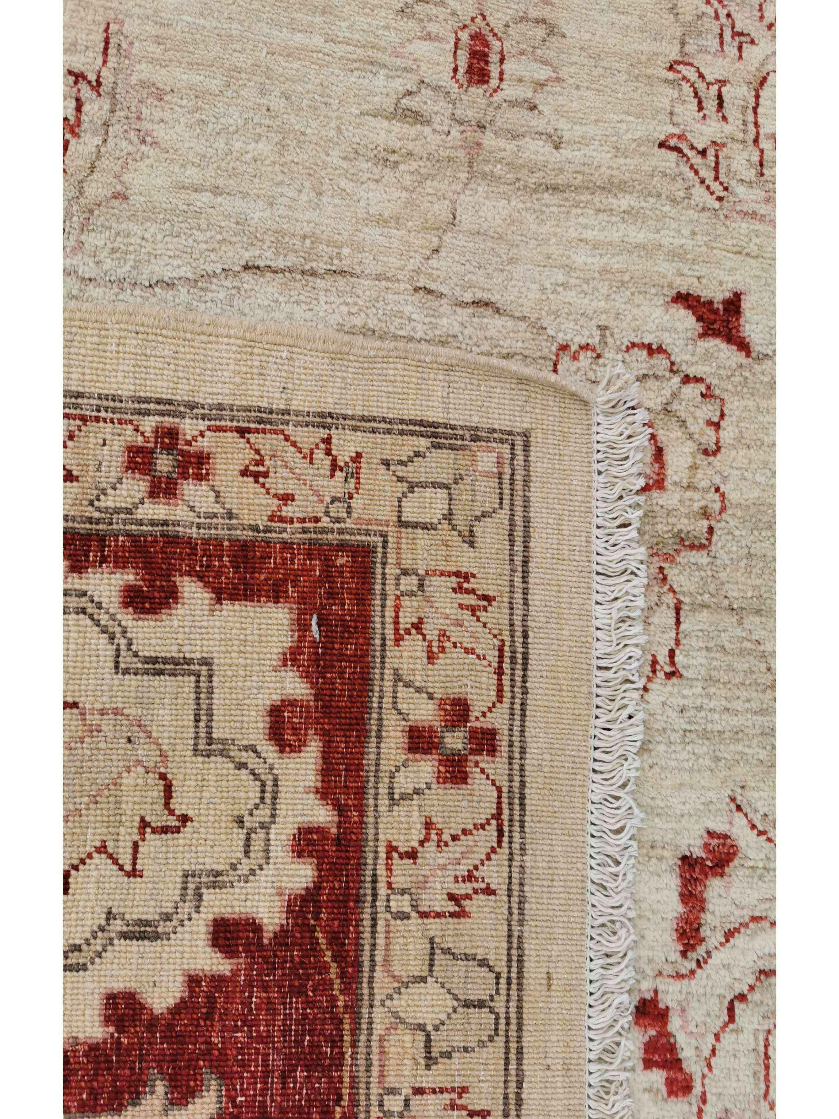 320 x 241 cm Traditional Handmade Traditional White Large Rug - Rugoutlet