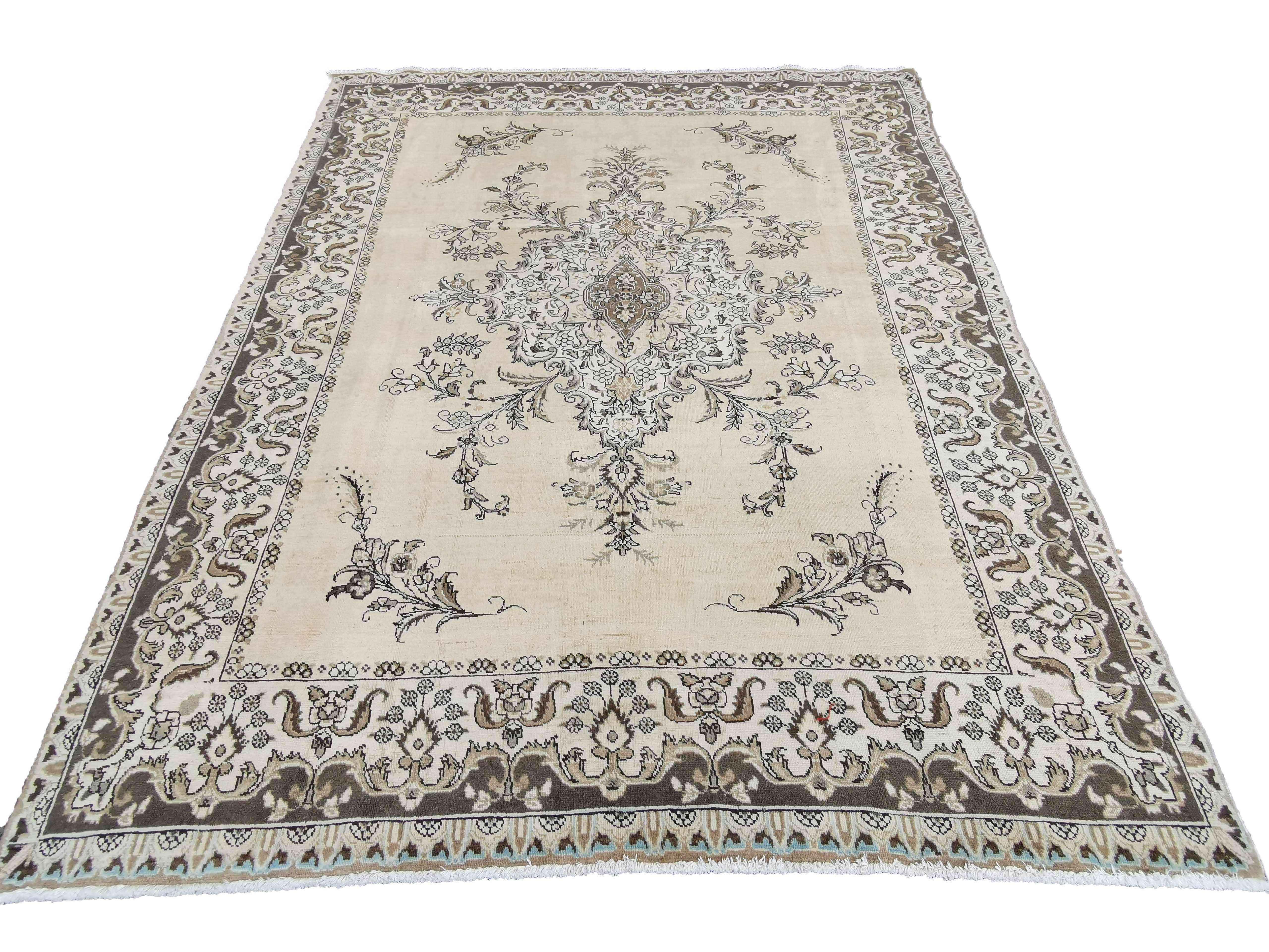 320 x 266 cm Old Tabriz Traditional White Large Rug - Rugoutlet