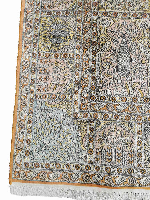 330 x 245 cm Kashmir Silk Traditional White Large Rug - Rugoutlet