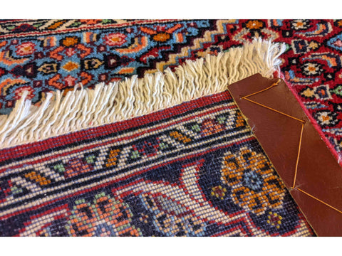 420 x 70 cm Persian Senneh Geometric Red Rug - Rugoutlet