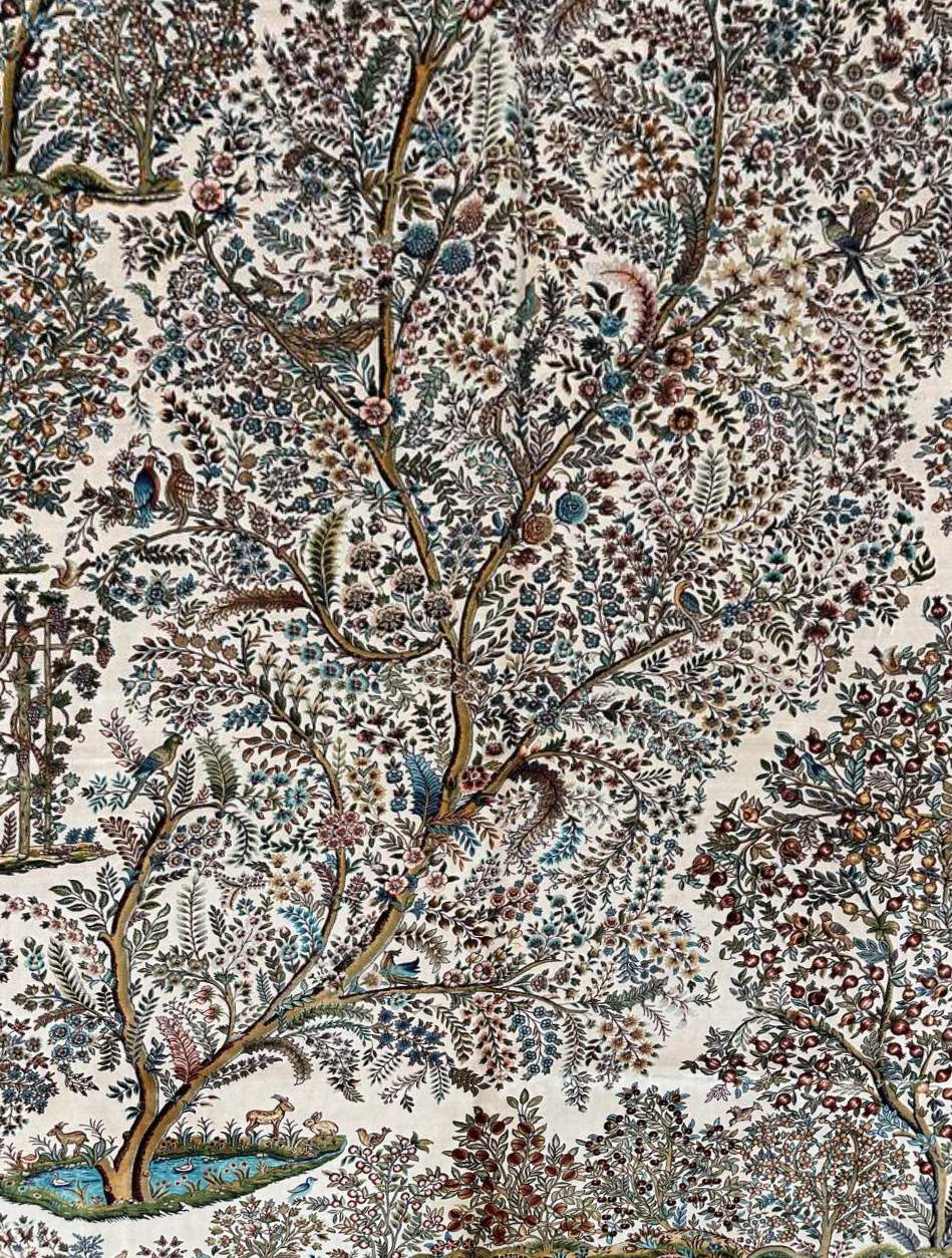 Silk Effect Natural Silk Fringe Rug (1m x 1.5m)