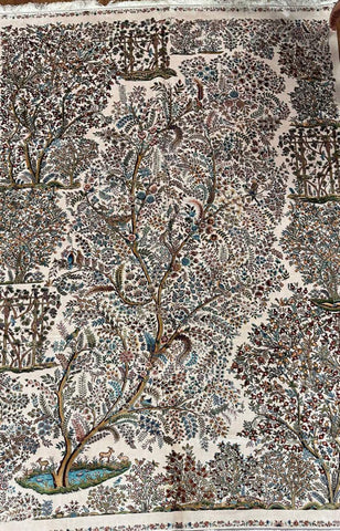 Silk Effect Natural Silk Fringe Rug (1m x 1.5m)