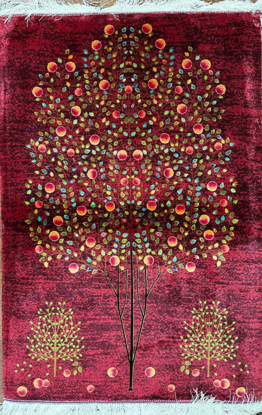 Silk Effect Natural Silk Fringe Rug (130cm x 80 cm)