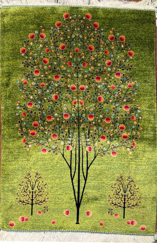 Silk Effect Natural Silk Fringe Rug (130cm x 80 cm)