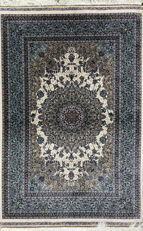 Silk Effect Natural Silk Fringe Rug (1m x 1.5m) – Design 6