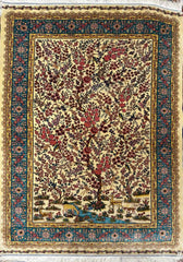 Silk Effect Natural Silk Fringe Rug (1m x 1.5m)