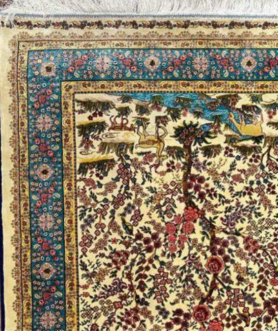 Silk Effect Natural Silk Fringe Rug (1m x 1.5m)