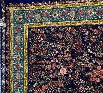 Silk Effect Natural Silk Fringe Rug (1m x 1.5m)