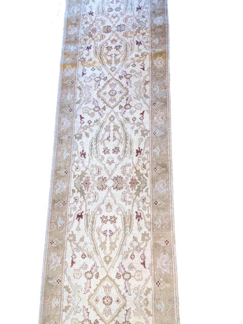 616 x 79 cm Ziegler Antique Beige Rug - Rugoutlet