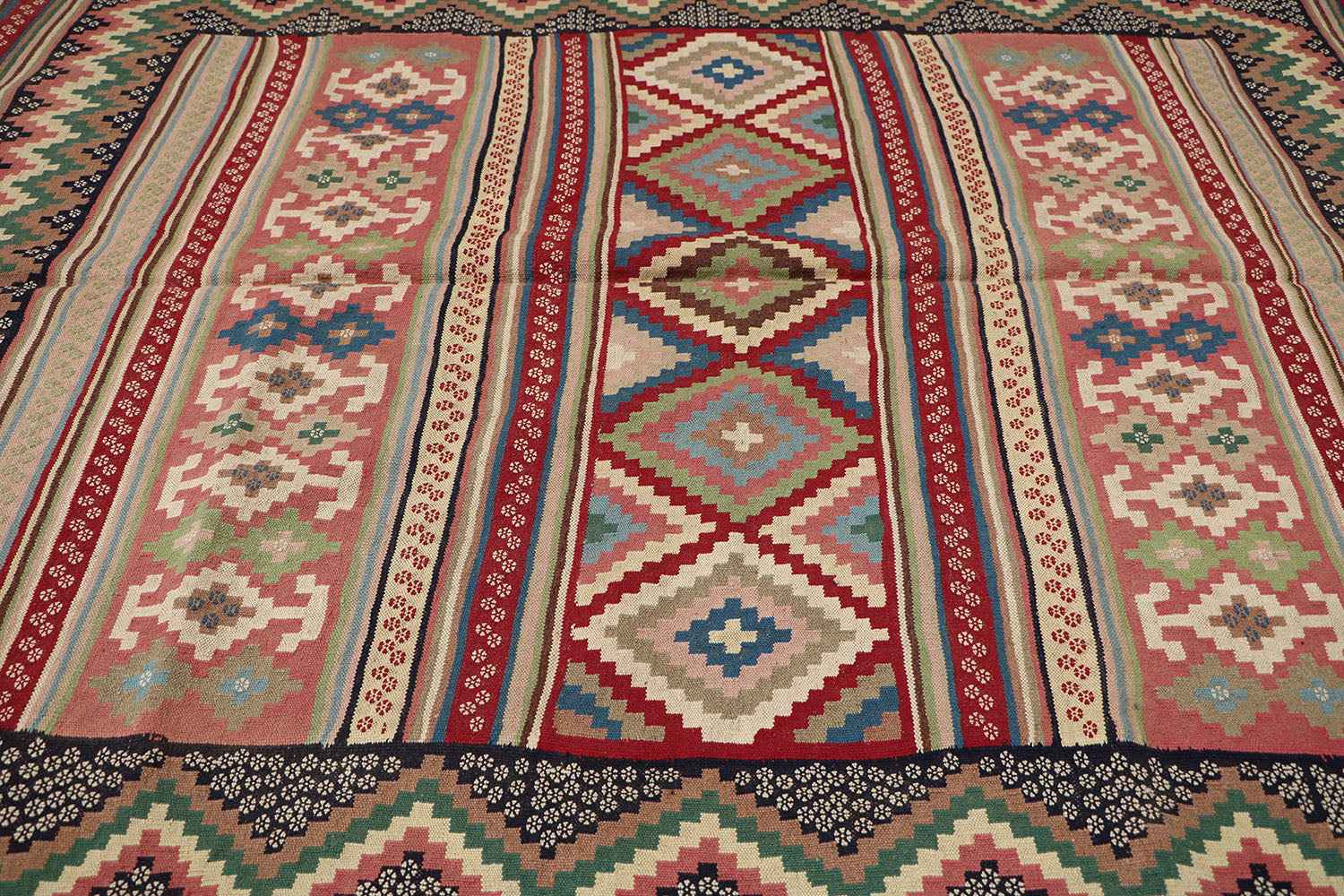 238x160 cm Qashqai Kilim Tribal Wool Rug Handmade Green Brown - Rugoutlet