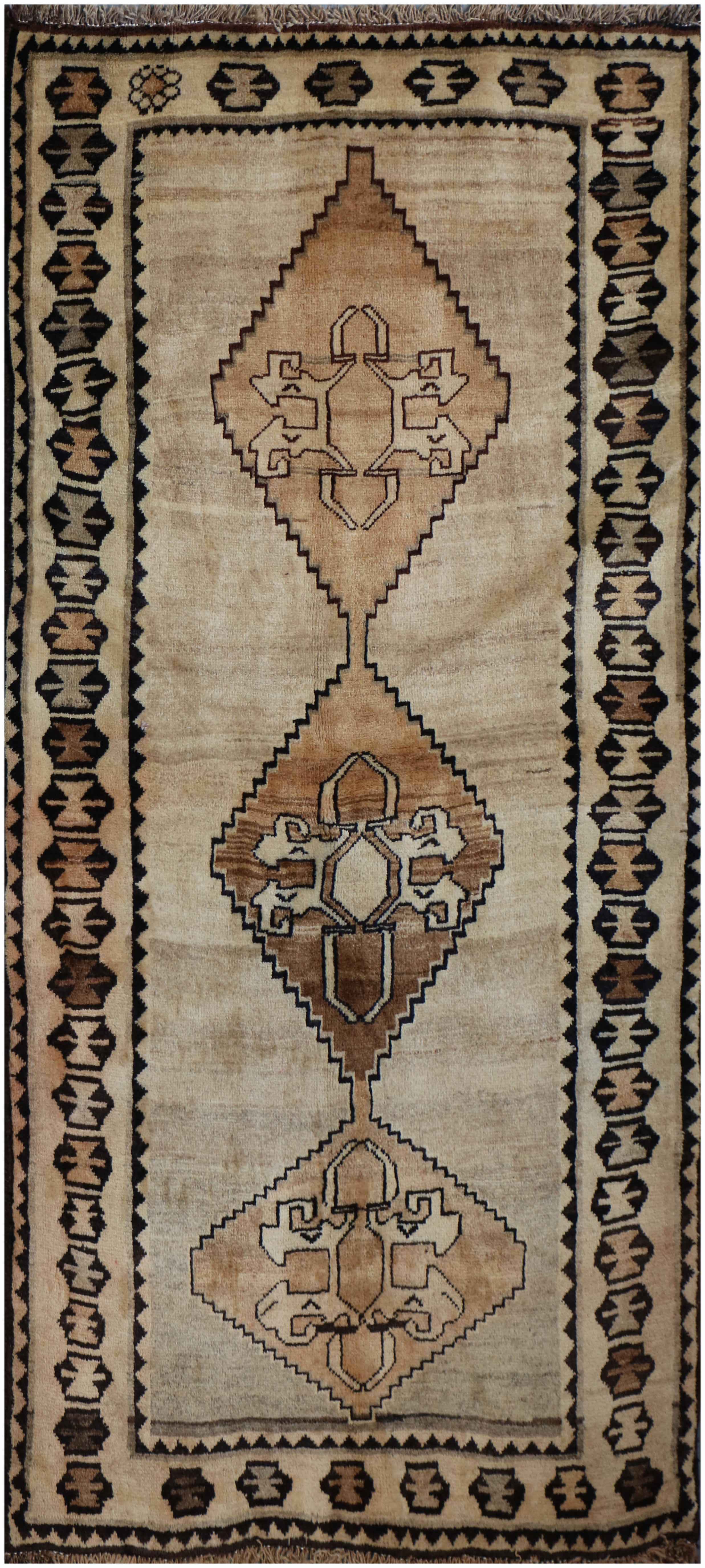 192 x 122 cm Gabbeh Tribal Wool Rug Hand-Knotted Beige Colour - Rugoutlet