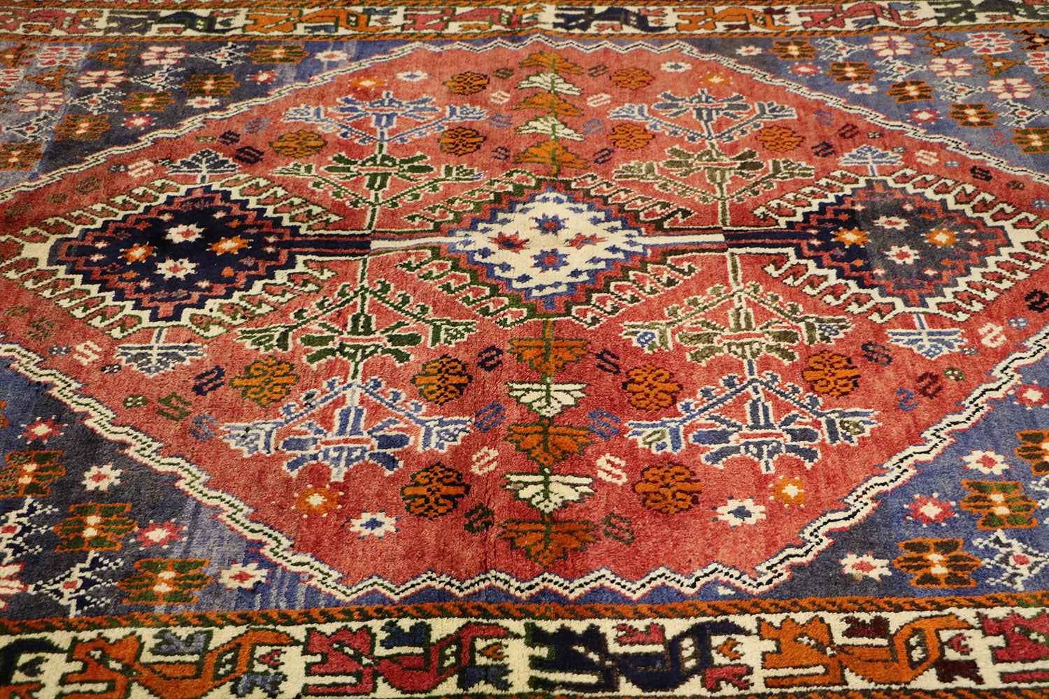 193 x 145 cm Persian Qashqai Tribal Wool Rug Hand Knotted Red Blue Colour - Rugoutlet