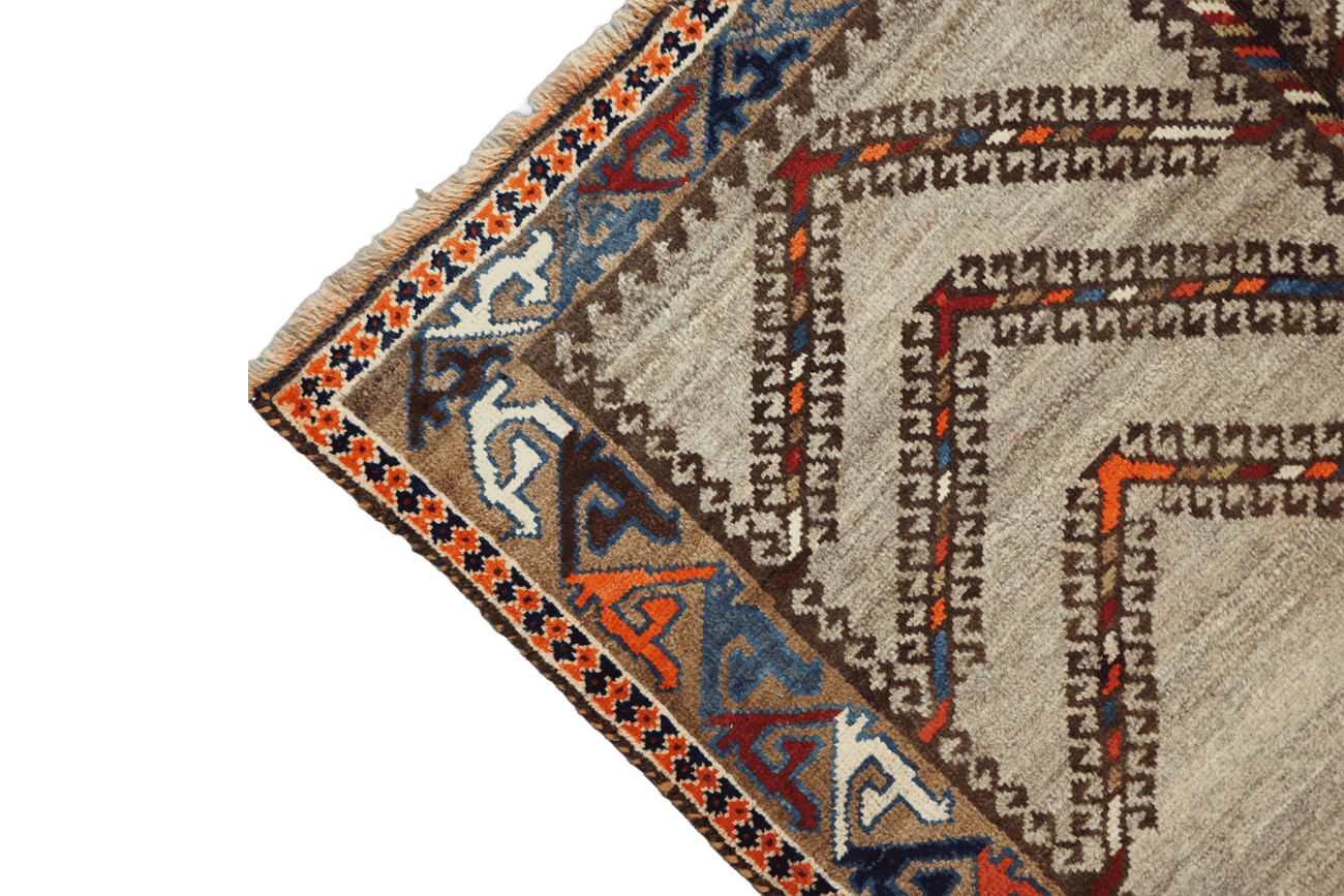 192 x 132 cm Persian Qashqai Tribal Wool Rug Hand-Knotted Beige Colour - Rugoutlet