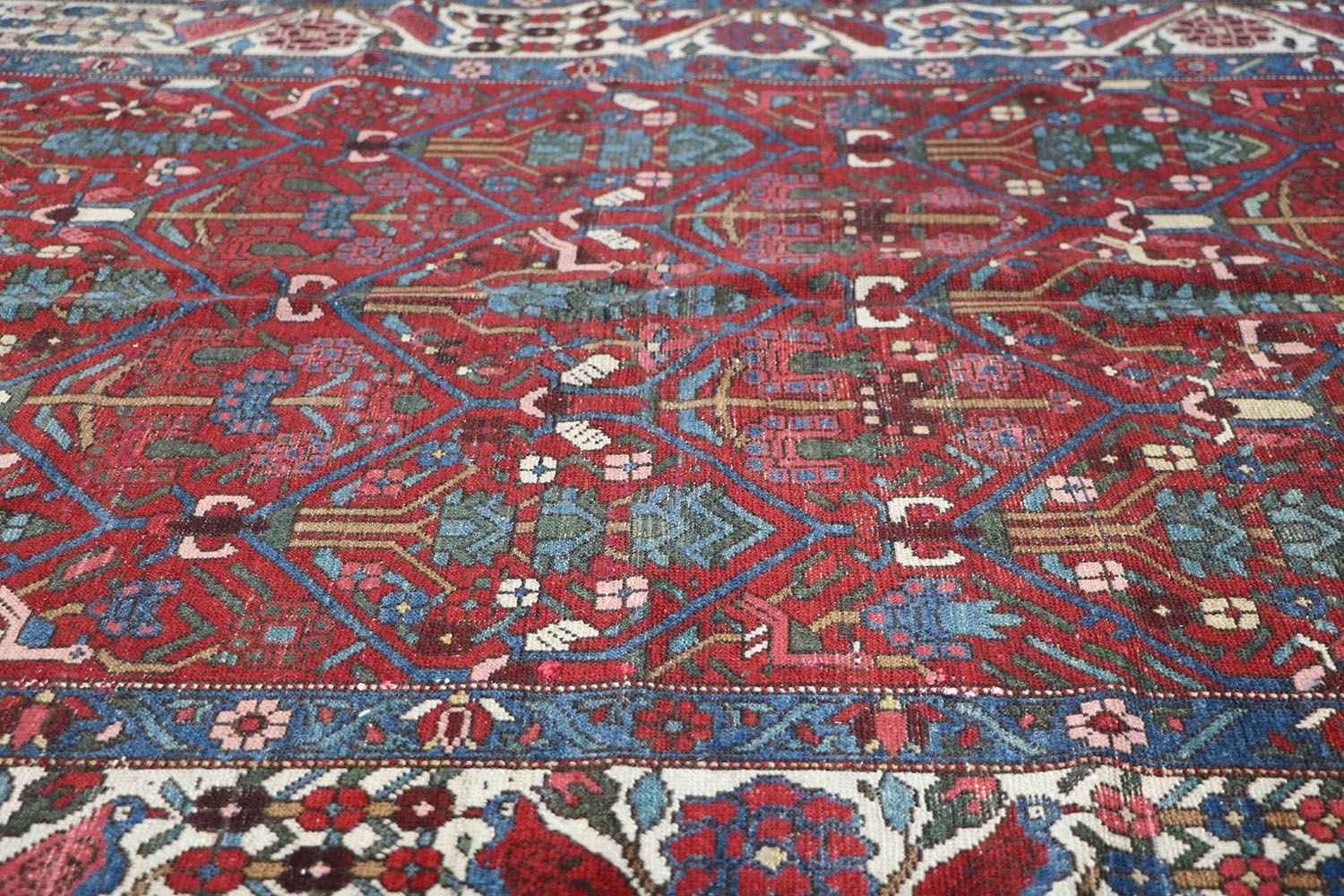 200 x 147 cm Persian Bakhtiar Tribal Wool Rug Hand-Knotted Red Grey Colour - Rugoutlet