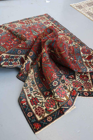 200 x 147 cm Persian Bakhtiar Tribal Wool Rug Hand-Knotted Red Grey Colour - Rugoutlet
