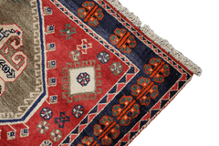 Persian Qashqai Tribal Wool Rug 215 x 126 cm (7.05 x 4.13 ft)