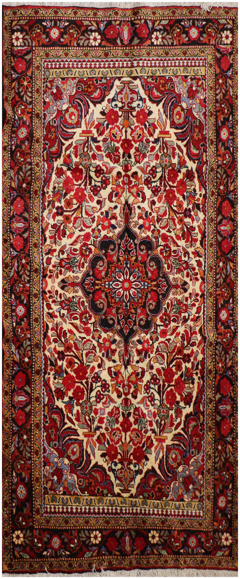 A Persian Bakhtiar wool rug 