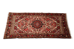 Persian Bakhtiar Wool Rug 260 x 150 cm (8.53 x 4.92 ft)