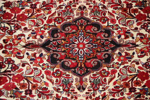 A Persian Bakhtiar wool rug 