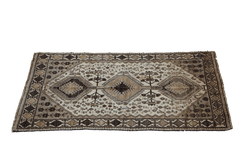 Persian Qashqai Tribal Rug 288 x 155 cm (9.45 x 5.08 ft)