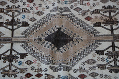 Persian Qashqai Tribal Rug 288 x 155 cm (9.45 x 5.08 ft)