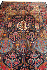 Old Bakhtiar Tribal Rug 293 x 172 cm (9.61 x 5.64 ft)