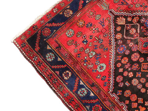 A vibrant Persian Zanjan Tribal Rug