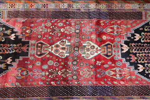 A vibrant Tribal Qashqai rug