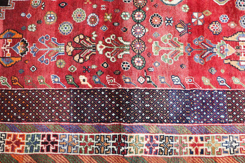A vibrant Tribal Qashqai rug