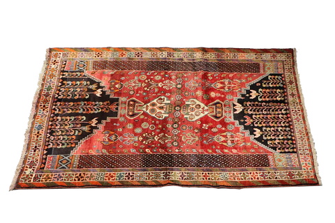 A vibrant Tribal Qashqai rug