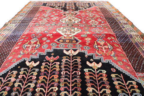A vibrant Tribal Qashqai rug