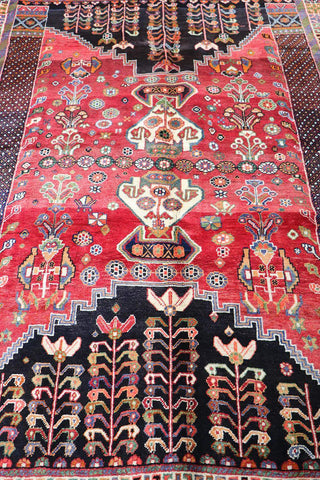 A vibrant Tribal Qashqai rug