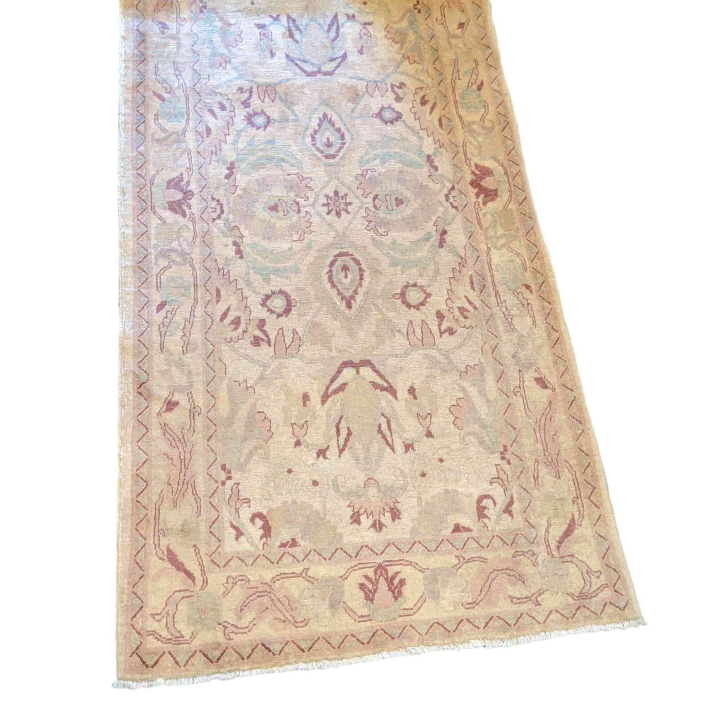 73 x 138 cm Zieglar Antique Beige Rug - Rugoutlet