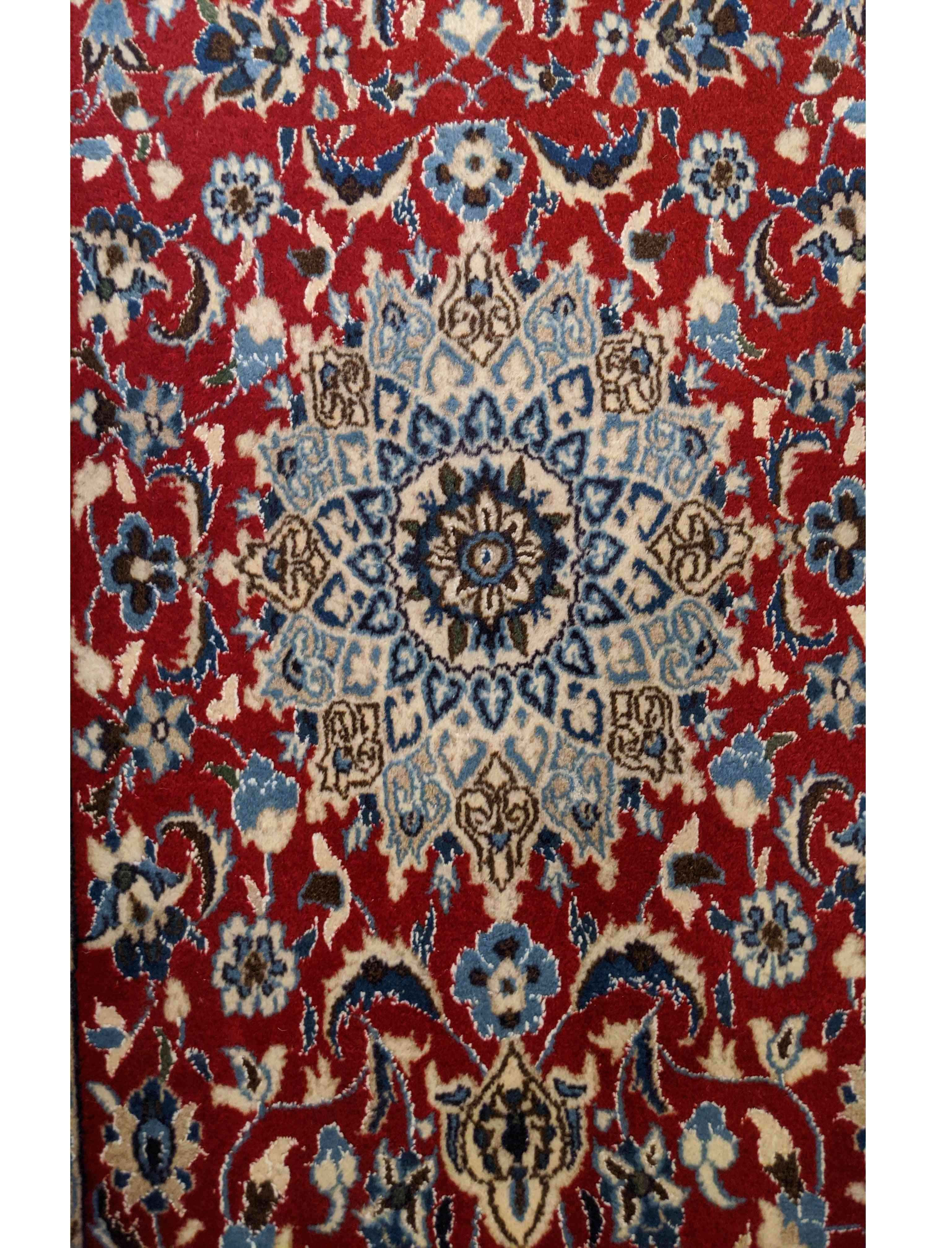 80 x 283 cm Nain silk and wool Traditional Red Rug - Rugmaster