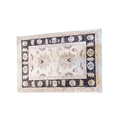84 x 63 cm Ziegler Antique White Small Rug - Rugmaster
