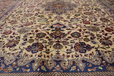 Sarough Mahal Tribal Rug 246 x 346 cm (8.07 x 11.35 ft)