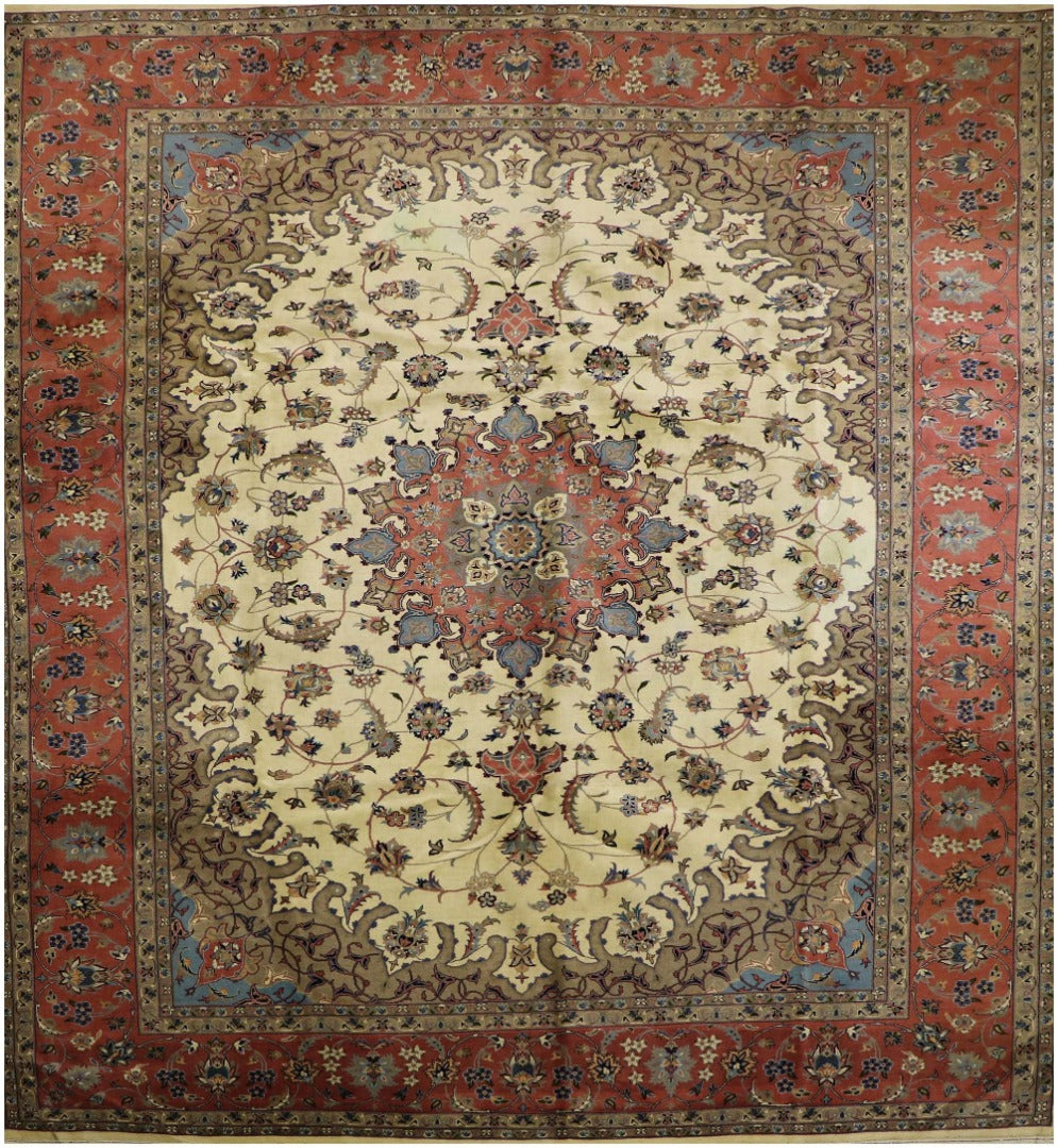 Tabriz Tribal Wool Rug 370 x 275 cm (12.14 x 9.02 ft)