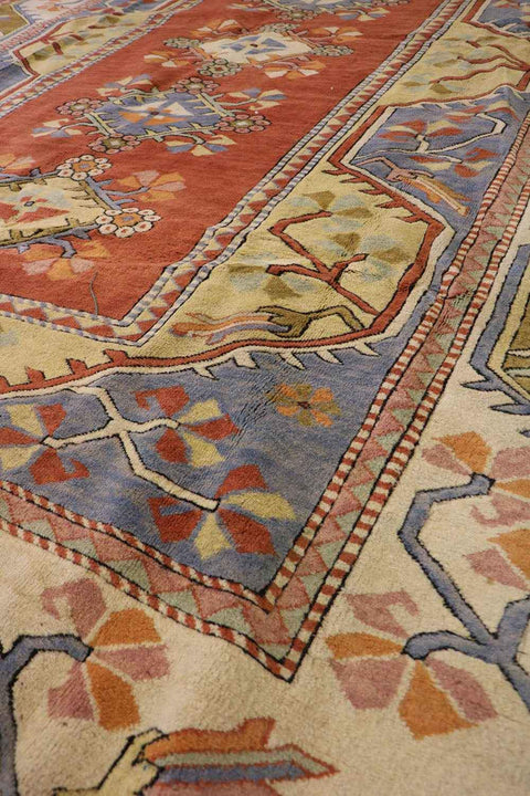 Fine Kazak Sumak Handmade 268 x 167 cm (8.79 x 5.48 ft) – Design 2