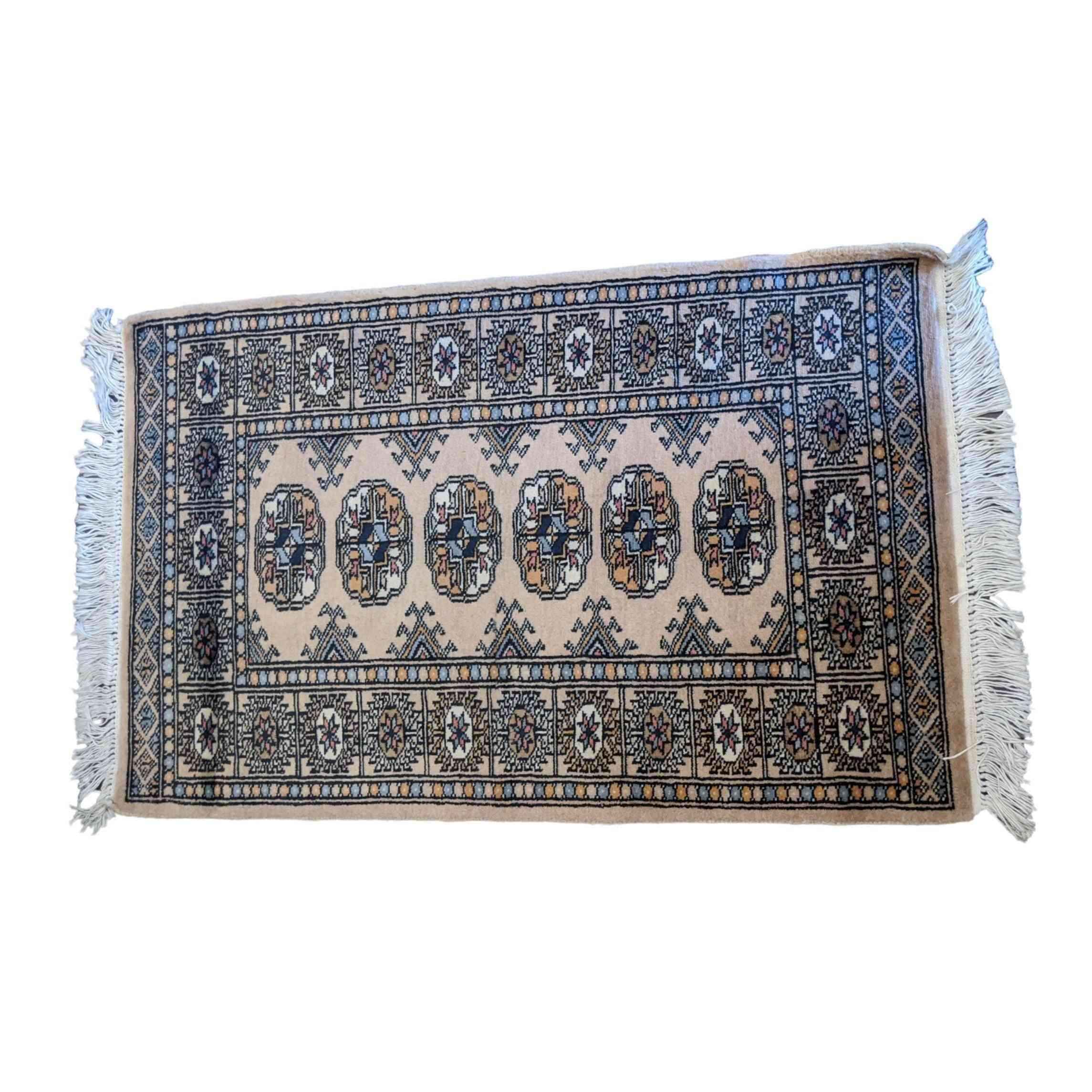 95 x 61 cm Persian Bukhara Traditional Grey Small Rug - Rugoutlet