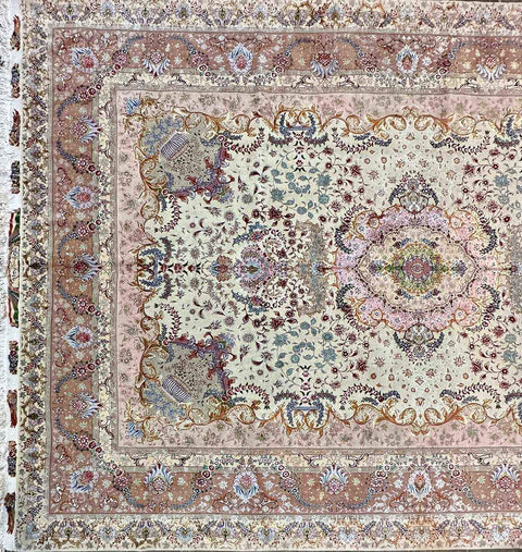 350x250 cm Fine Persian Tabriz silk and wool rug - Rugoutlet