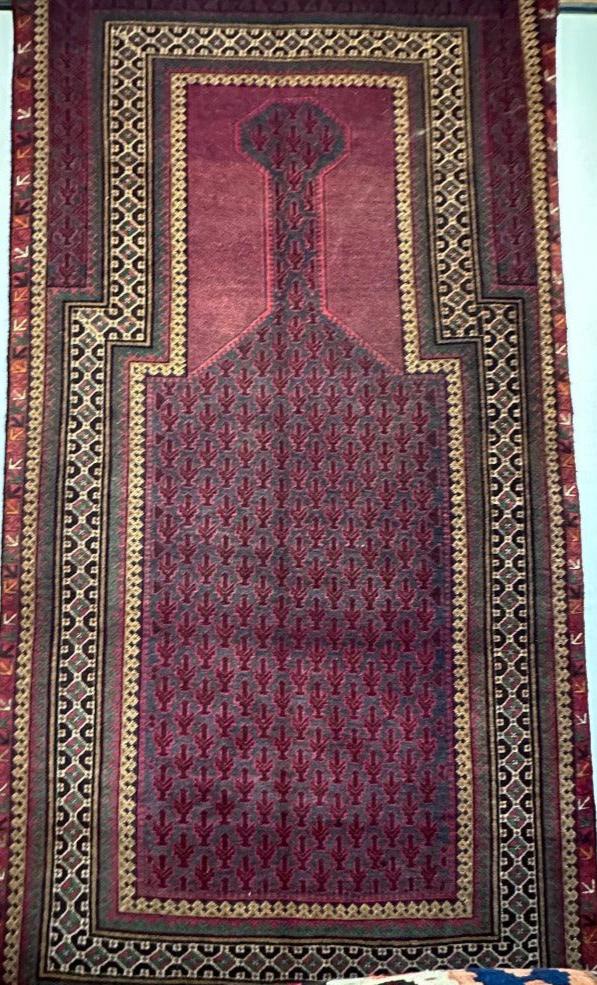 140 x 90 cm Fine Old Baluch Prayer Rug Hand-Knotted Pink & Beige Colour - Rugoutlet